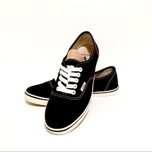 Black and White Vans Authentic Low Pro Size 8